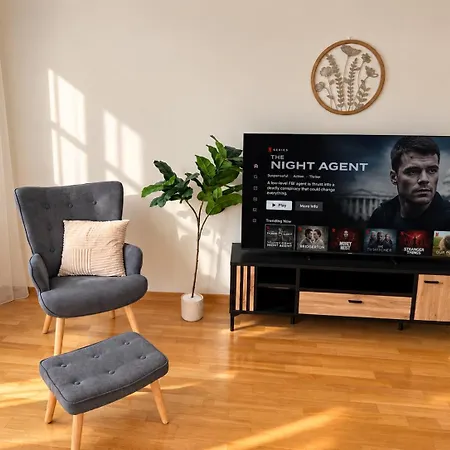 Stylish 2br Duplex In Centre Appartamento